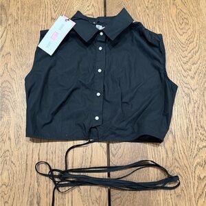 Elegant Black Sleeveless Crop Top